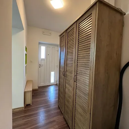 Apartment Lovely